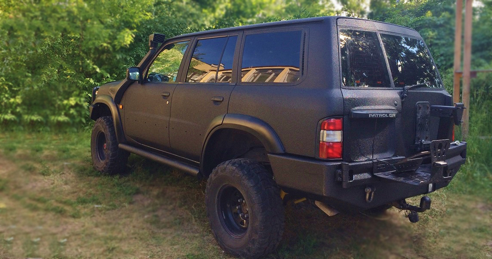 Покраска Раптором Nissan Patrol Y61