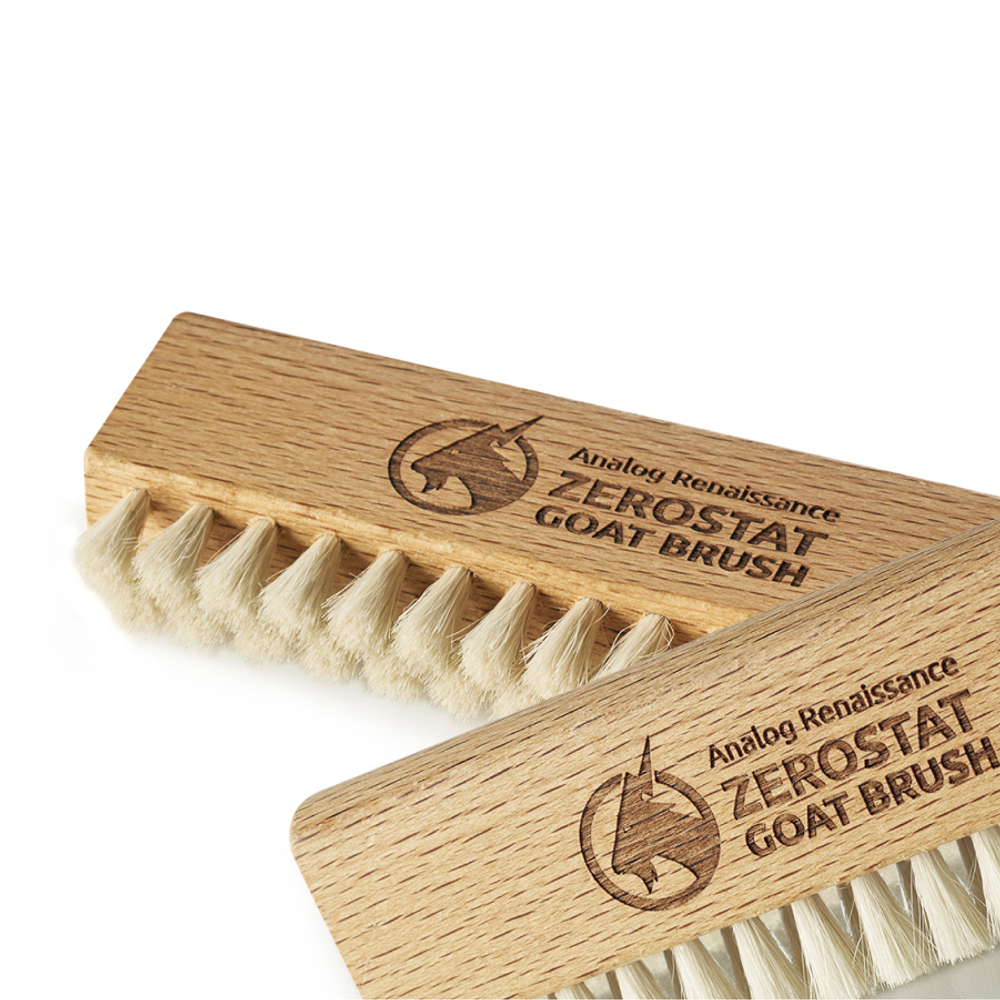 Щетка Антистатическая Для Виниловых Пластинок (Analog Renaissance Zerodust Goat Brush)