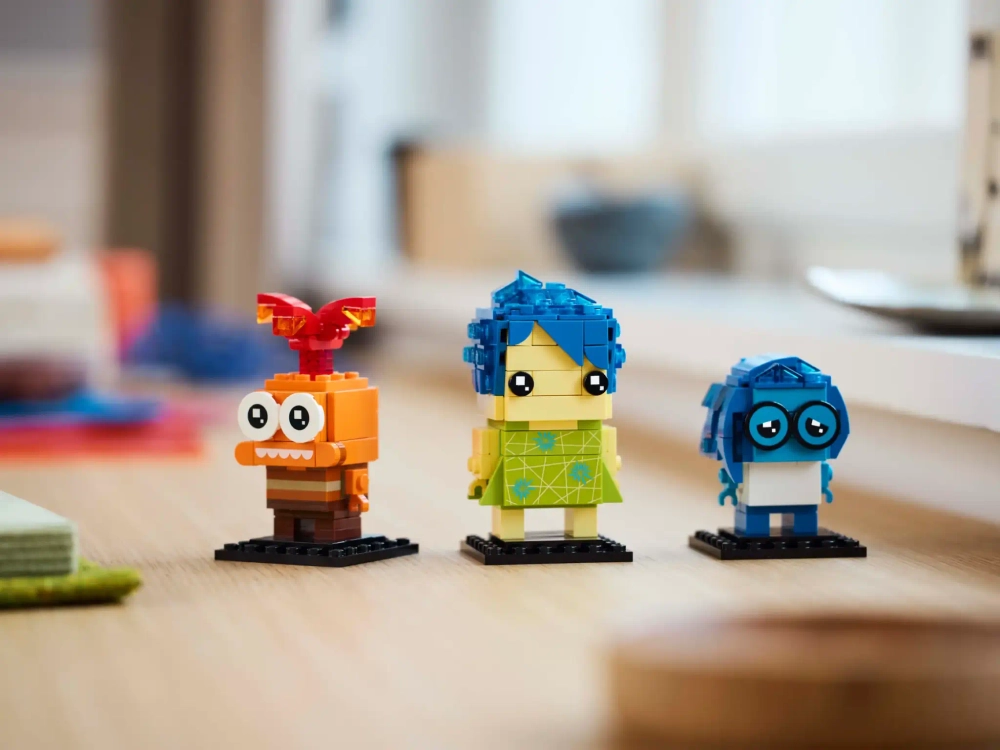 Конструктор LEGO BrickHeadz 40749 Радость, печаль и тревога