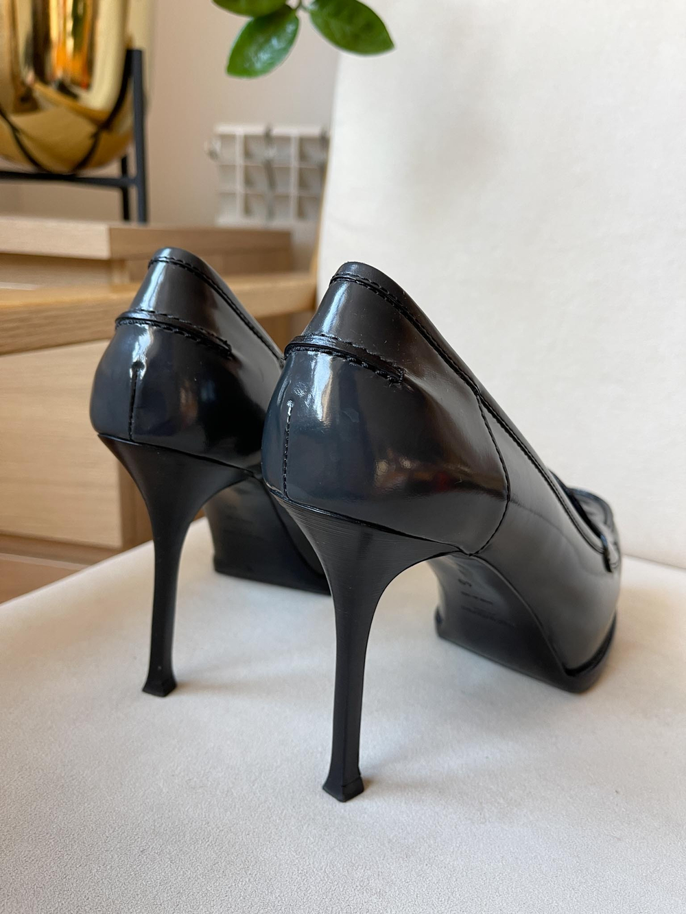 Туфли Yves Saint Laurent