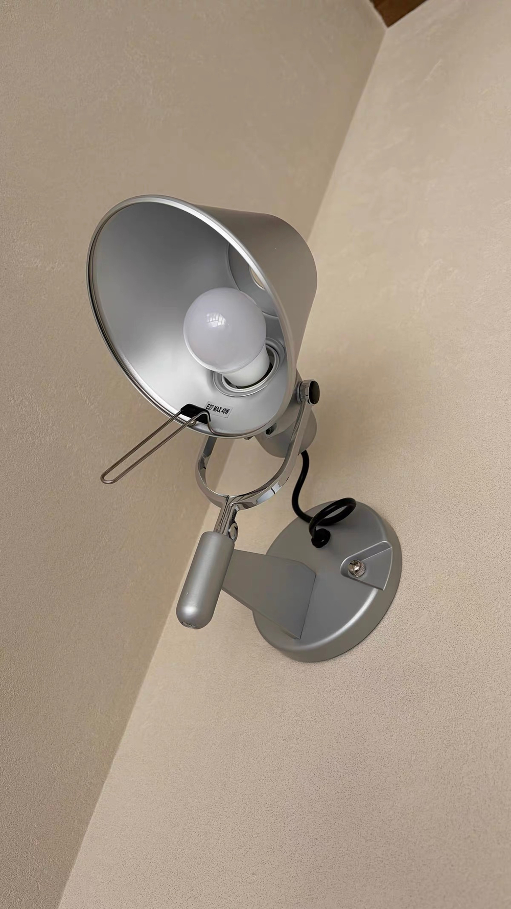 Wall design lamp Tolomeo Micro by Artemide