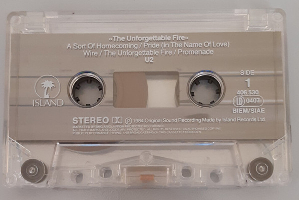 U2 / The Unforgettable Fire (MC)