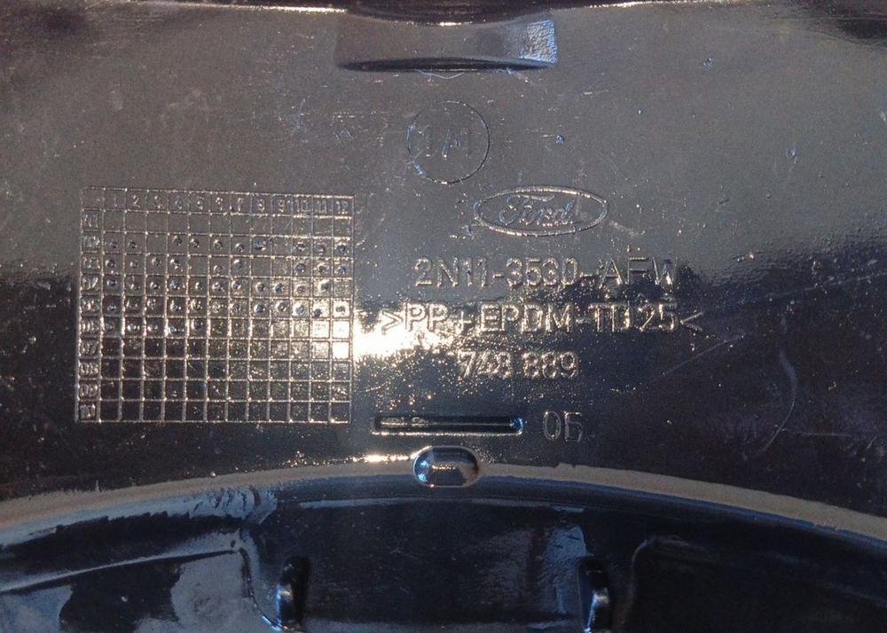 Кожух рулевой колонки верхний ford fusion - 2N113530AFW