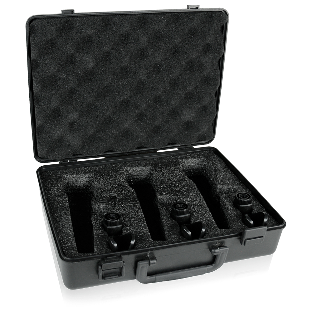 Behringer XM1800S case