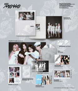Альбом ITZY - MOTTO Mini Album PHOTOBOOK 3 Version SET