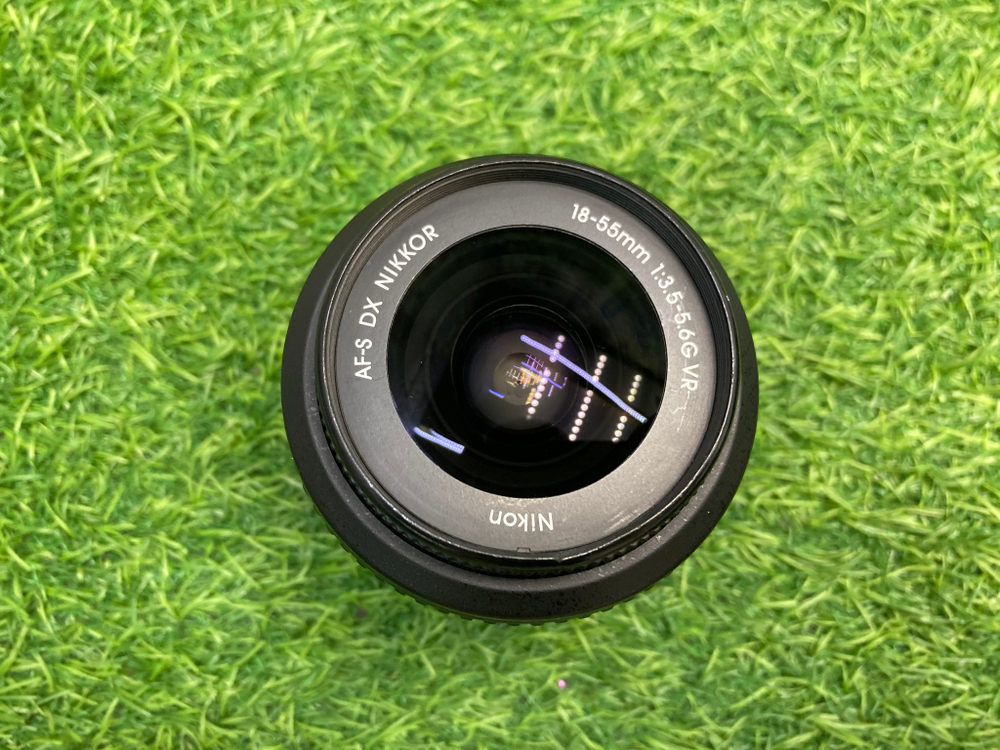 Nikon D5000 Kit 18-55mm 10.000 кадров