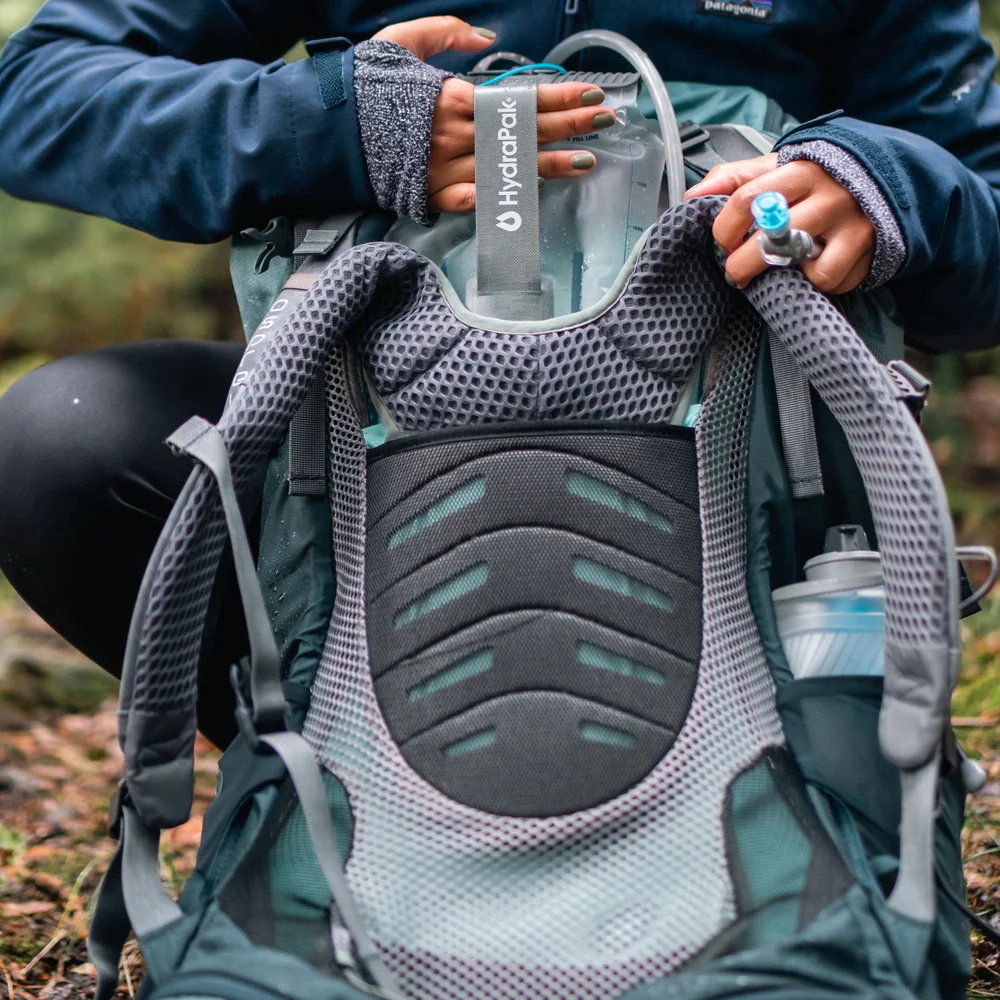 Гидратор HYDRAPAK Contour 2L