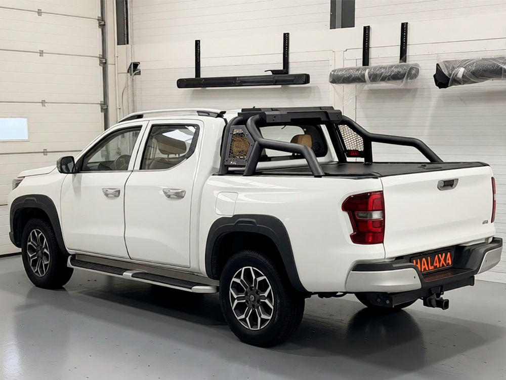 Дуга ARMADA (5 прожекторов с подъмным механизмом. Hilux, JAC и др.)