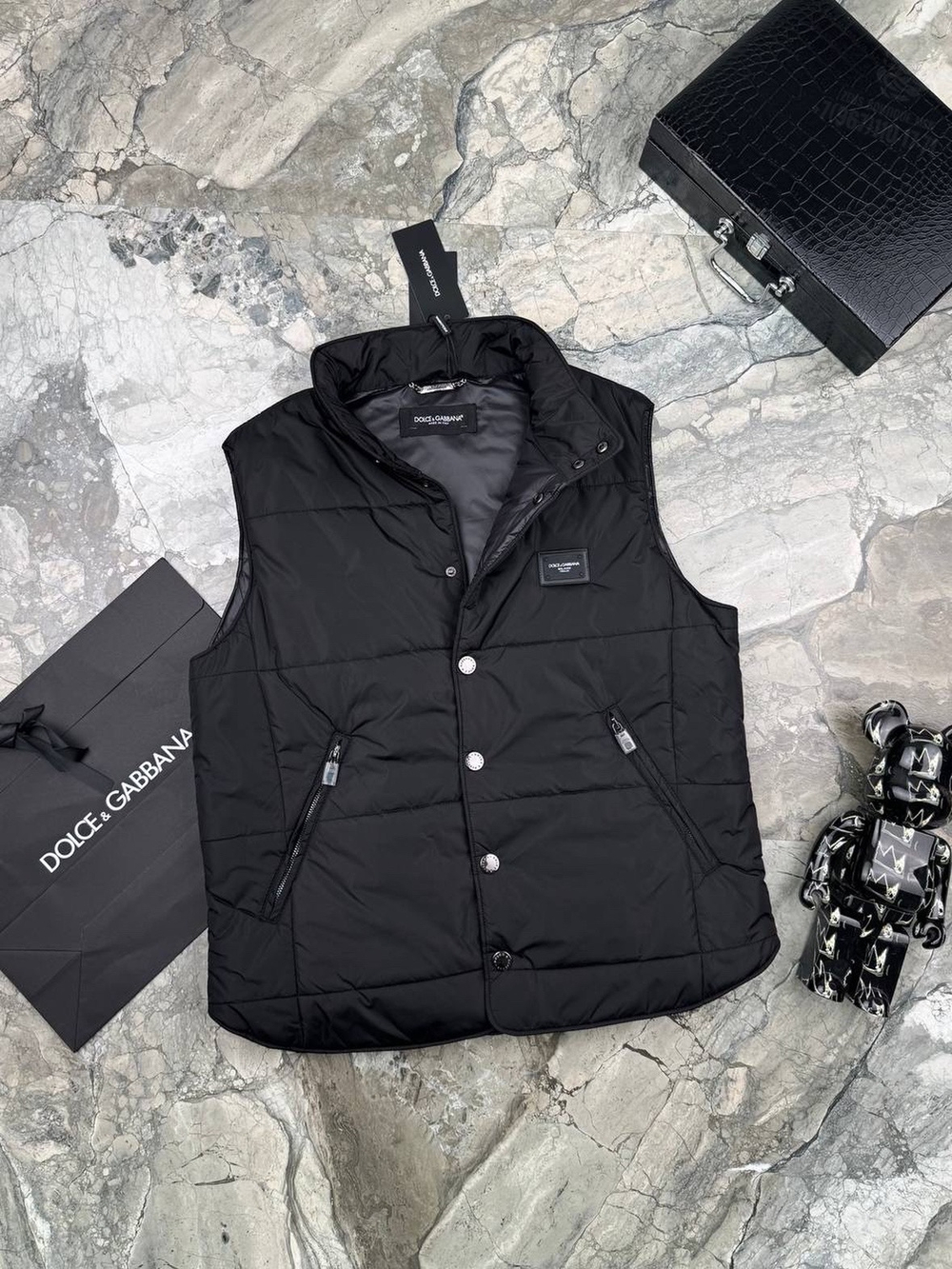 Пуховый жилет Dolce & Gabbana