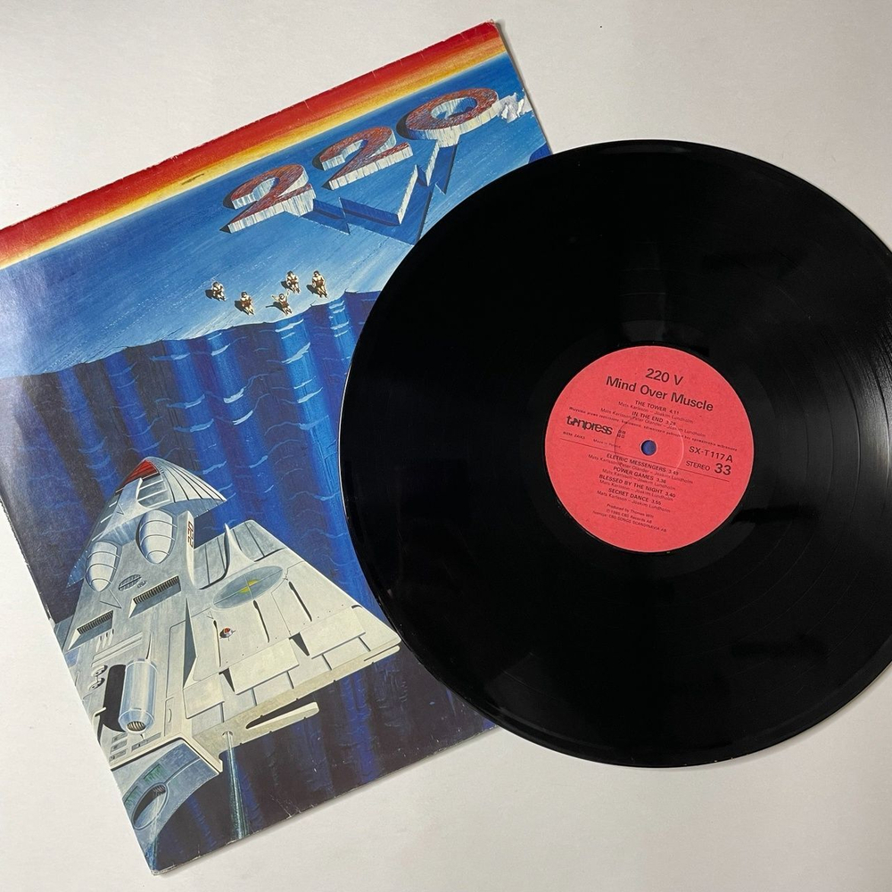 Винтажная виниловая пластинка LP 220 V Mind Over Muscle (Польша 1986)
