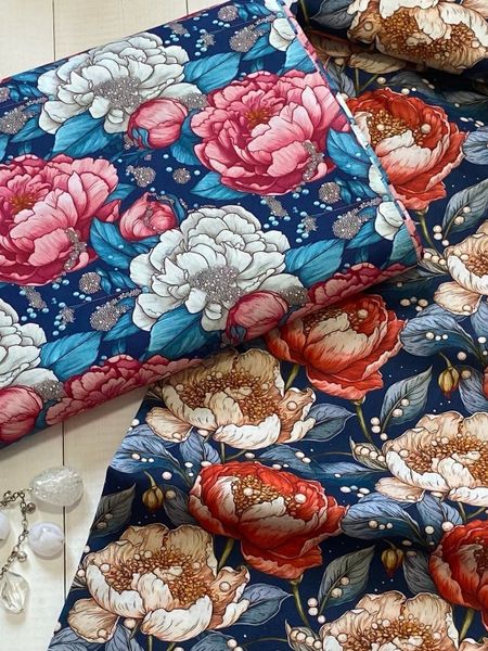 КРАСНЫЕ РОЗЫ  И ЖЕМЧУГ  НА ГЛУБОКОМ СИНЕМ ФОНЕ 100% хлопок, Handmade Fabrics 5