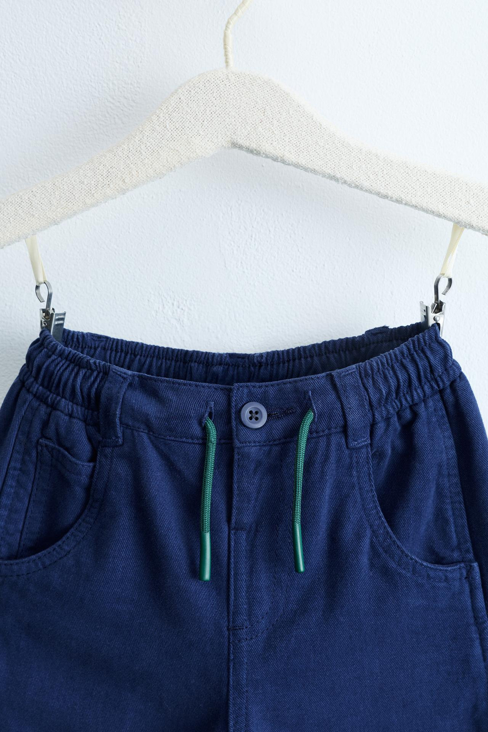 ZARA TIMELESS — БРЮКИ ОБЪЕМНОГО КРОЯ С КОНТРАСТНЫМИ ШНУРКАМИ, СИНИЙ/ИНДИГО