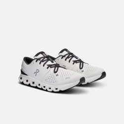 Кроссовки мужские ON Cloud X 4 Sneaker Ivory/Black