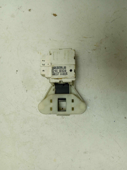 VMSL501B кт177 Блокировка люка для стиральной машины Hotpoint-Ariston 160117222025 б/у