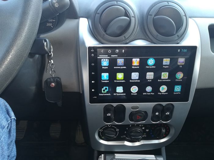 Магнитола для Renault Logan/Sandero 2009-2014 - Teyes CC3L на Android 10, CarPlay, 4G SIM-слот