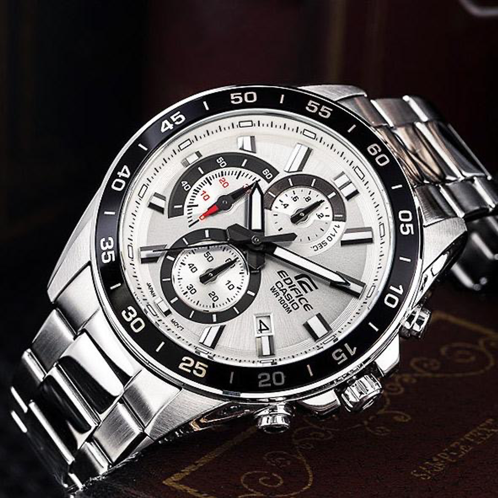 Часы Casio EFV-550D-7A
