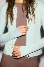 Спортивная куртка на молнии SoftMove™ - H&M