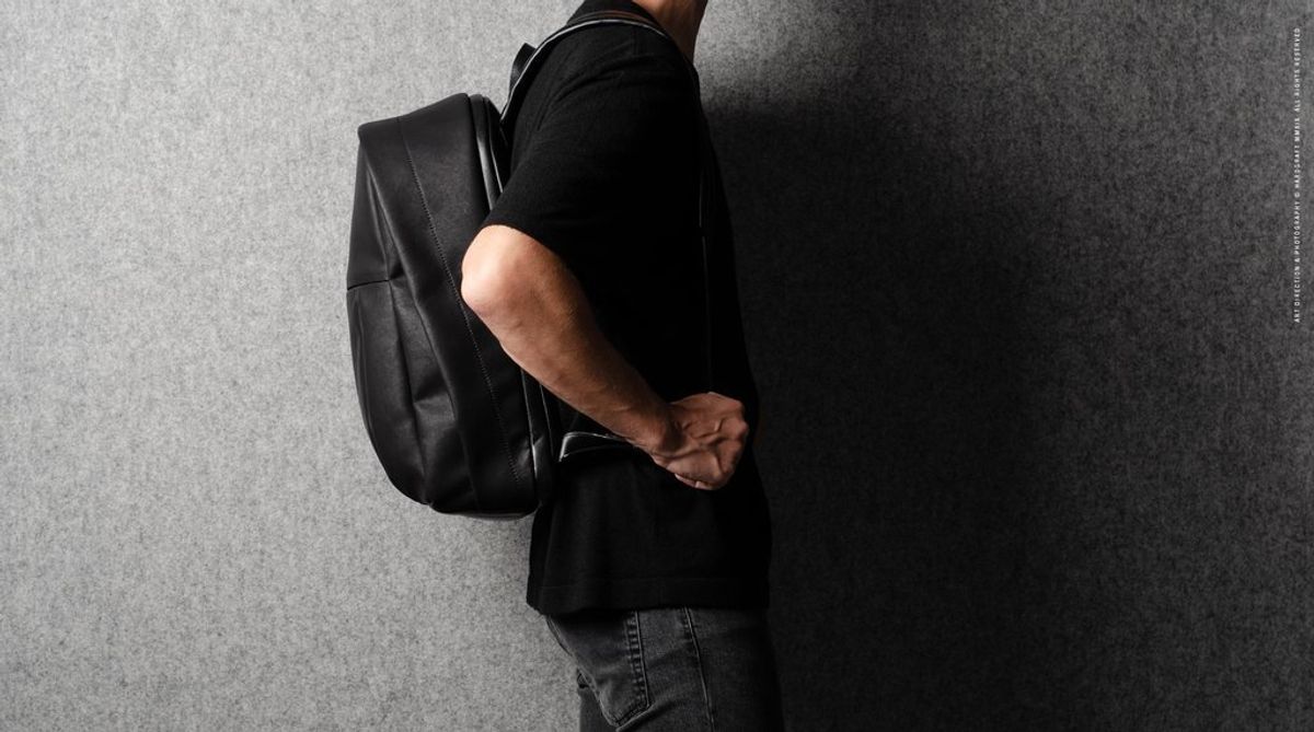 Hard Graft Well-Rounded Black Coated — рюкзак из канваса и кожи