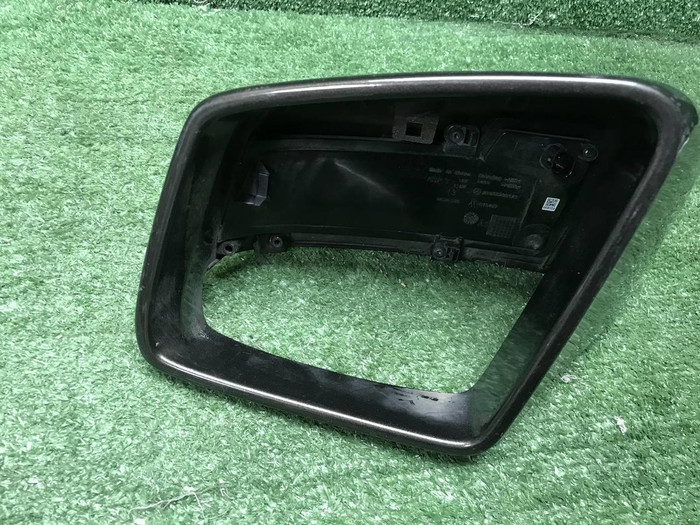 Крышка зеркала левая Mercedes M GLE W166 (11-18)