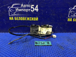 Замок двери передней левой MAZDA FAMILIA 2003