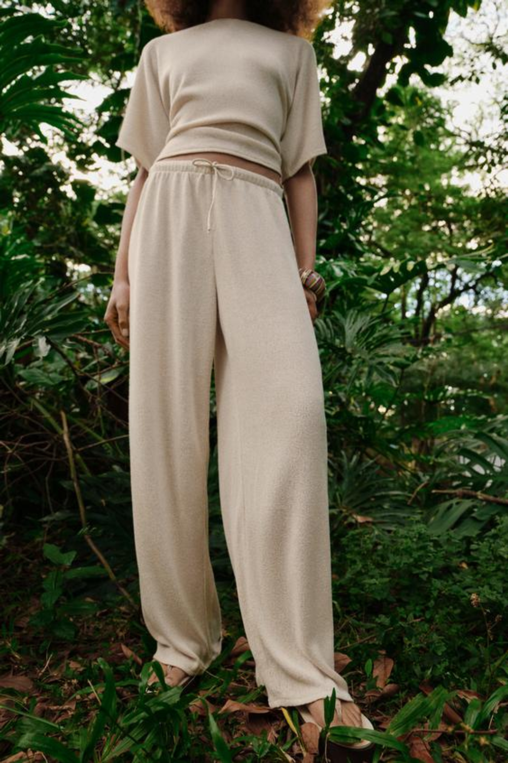 ZARA БРЮКИ WIDE LEG ИЗ ТКАНИ В ДЕРЕВЕНСКОМ СТИЛЕ, СВЕТЛО-БЕЖЕВЫЙ