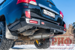 Бампер силовой задний Toyota Land Cruiser 200 2012-2015 с квадратом под фаркоп и фонарями, стандарт РИФ