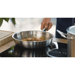 Zwilling Сковорода стальная Pro 20см мелкая 65128-200-0
