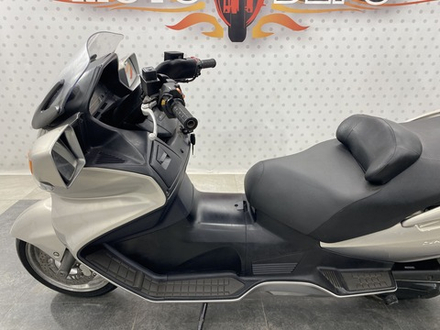 Suzuki Skywave 650 , 2002