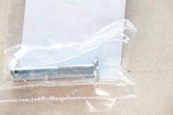 50639-ML0-010. PIN, STEP BAR