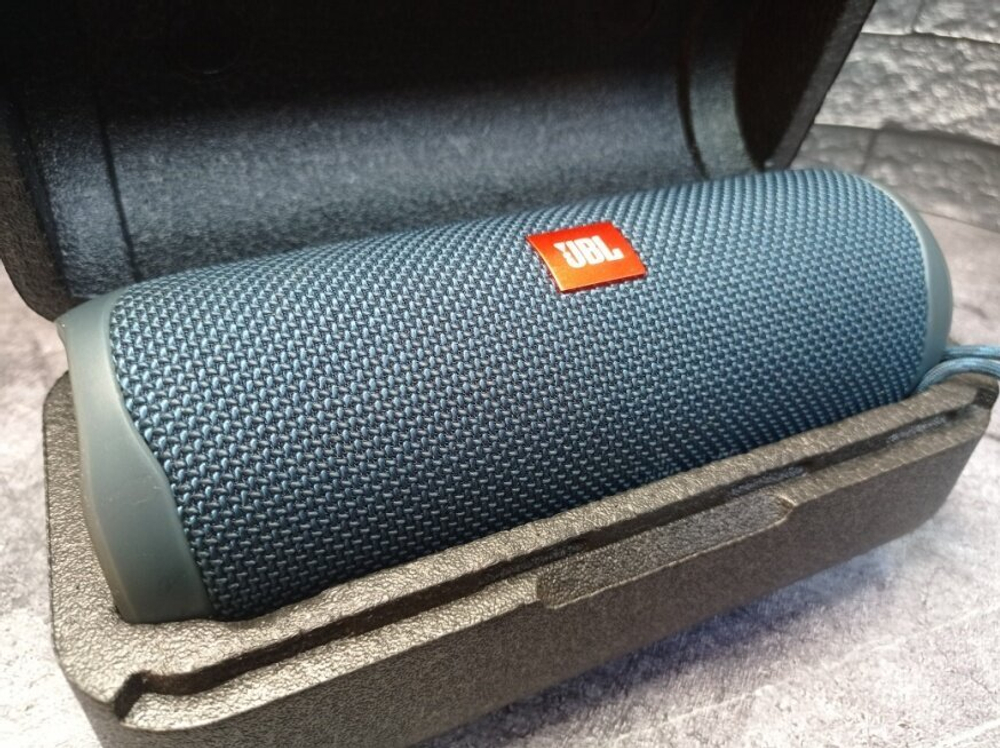 Портативная акустика JBL Flip 5 Black (чёрный)