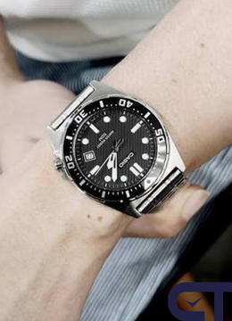 CASIO MTD-135D-1A — мужские часы спортивного стиля