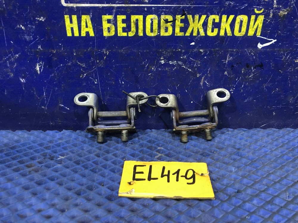 Петля багажника TOYOTA CORSA 1991