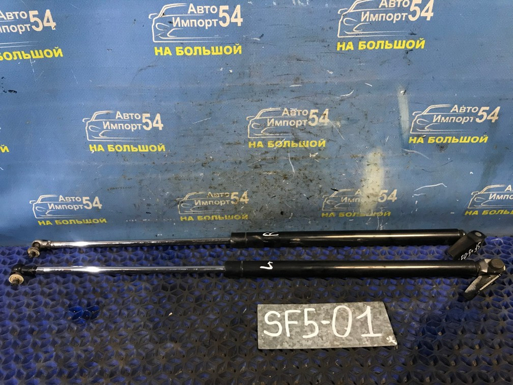Амортизатор задней двери правый SUBARU FORESTER 1999