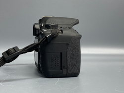 Canon EOS 700D kit 18-55mm IS STM 1.500 кадров