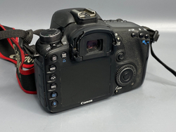 Canon EOS 7D 670.000 кадров