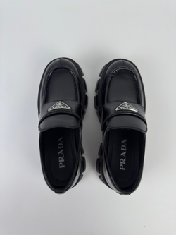Лоферы Prada