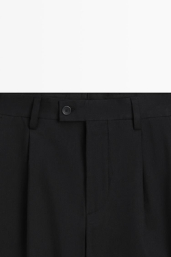Massimo Dutti Брюки свободного кроя с защипами, черный