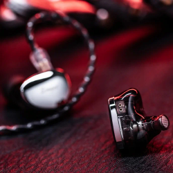 SIMGOT EG280 (черный/серебристый) проводные внутриканальные наушники