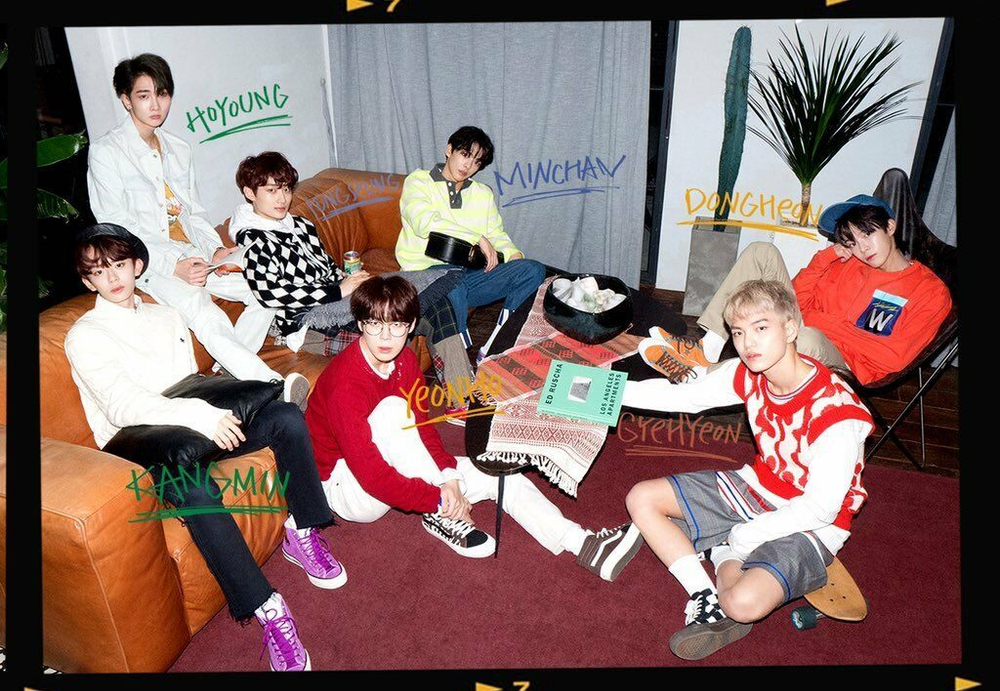 Альбом VERIVERY - Veri-Us 1st Mini Album KIHNO KIT