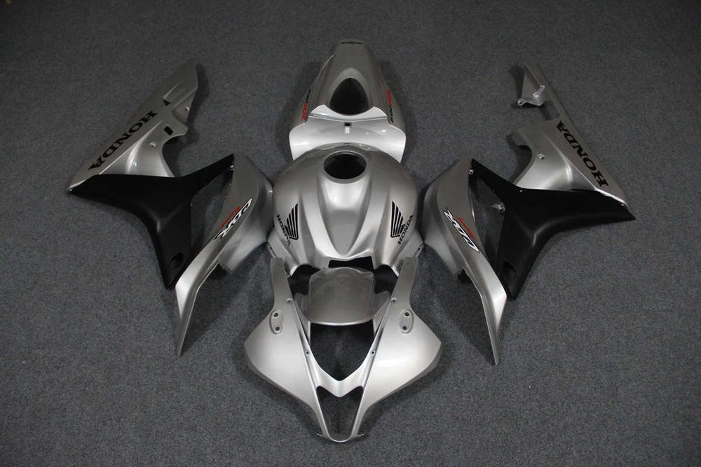 Комплект пластика для мотоцикла Honda CBR 600 RR 07-08 Черно-Серебристый