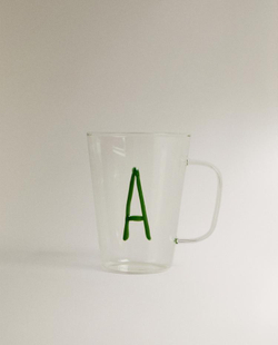 ZARA HOME КРУЖКА ИЗ БОРОСИЛИКАТНОГО СТЕКЛА С БУКВОЙ А, ЗЕЛЕНЫЙ