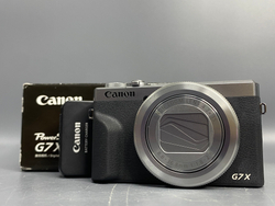 Canon G7X Mark III