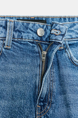 ZARA ДЖИНСЫ Z1975 MOM FIT С ВЫСОКОЙ ПОСАДКОЙ И СТРЕЛКАМИ, ВЫЦВЕТШИЙ СИНИЙ