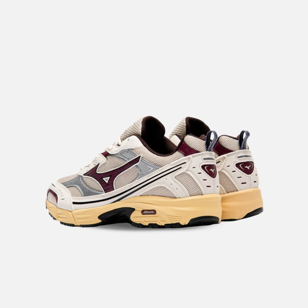 Кроссовки Mizuno MXR