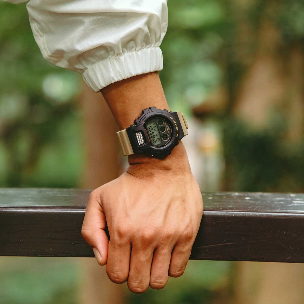 Часы Casio DW-6900TU-1A5