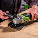 Аккумуляторная угловая шлифовальная машина Greenworks GD24AGK2,3200207UA, 24v, АКБ 2 А·ч и ЗУ,сумка