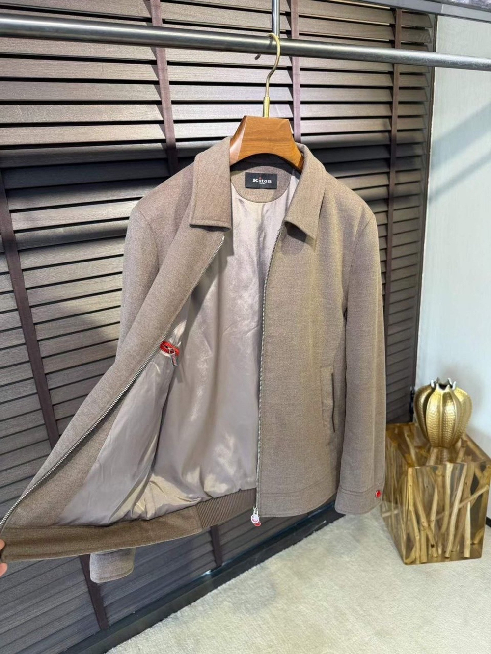Куртка Kiton