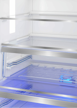 Двухкамерный холодильник Beko B5RCNK406HDW белый