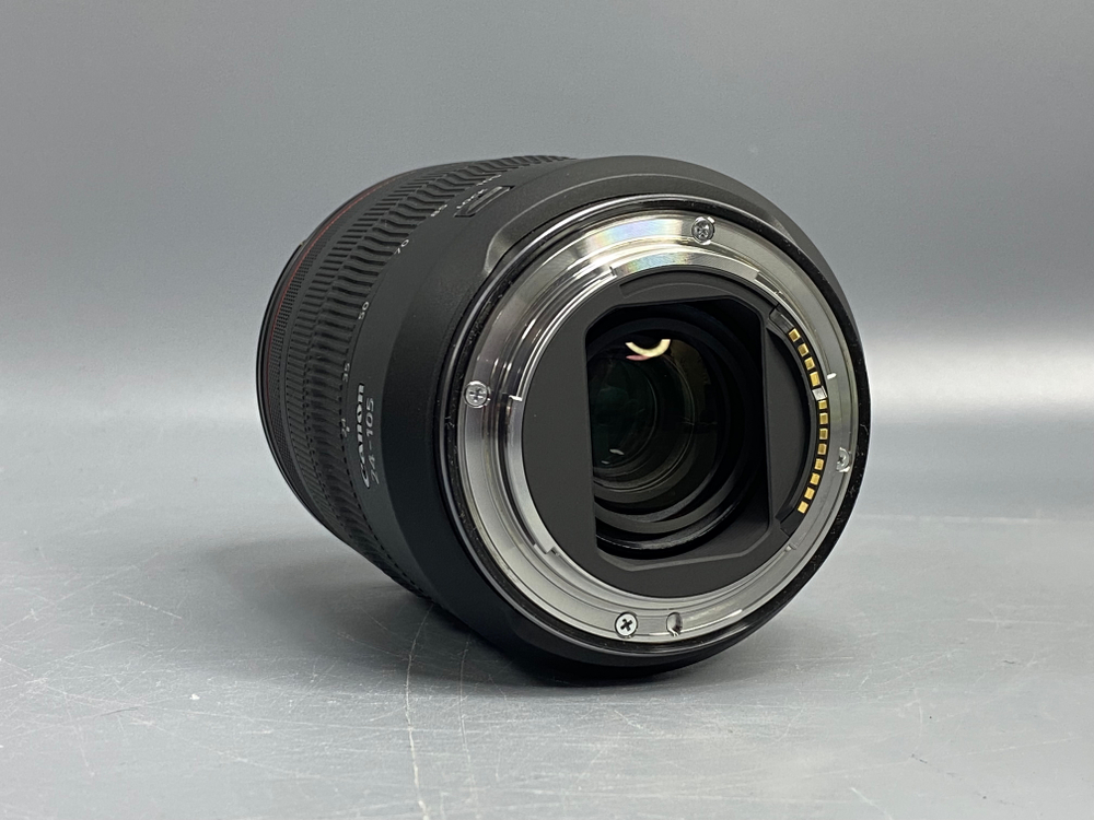 Canon RF 24-105mm f/4L IS USM царапки на передней линзе