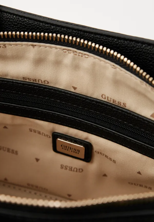 Сумка  женская  GUESS